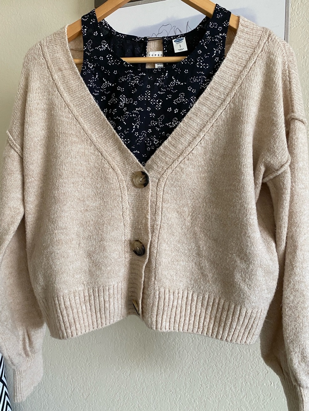 Topshop Chunky Knit Button-Front Cropped Cardigan Sweater Beige Small US 4-6